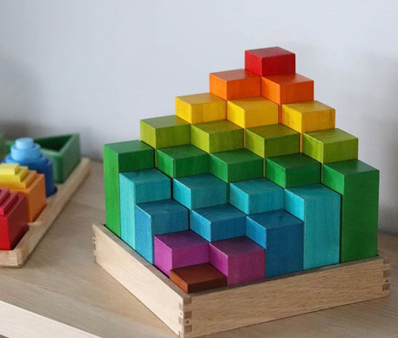 Qtoys wooden rainbow engineering blocks